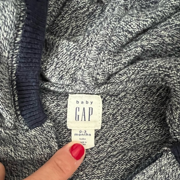 Blue babyGap hoodie size 0-3 months - Picture 2 of 3